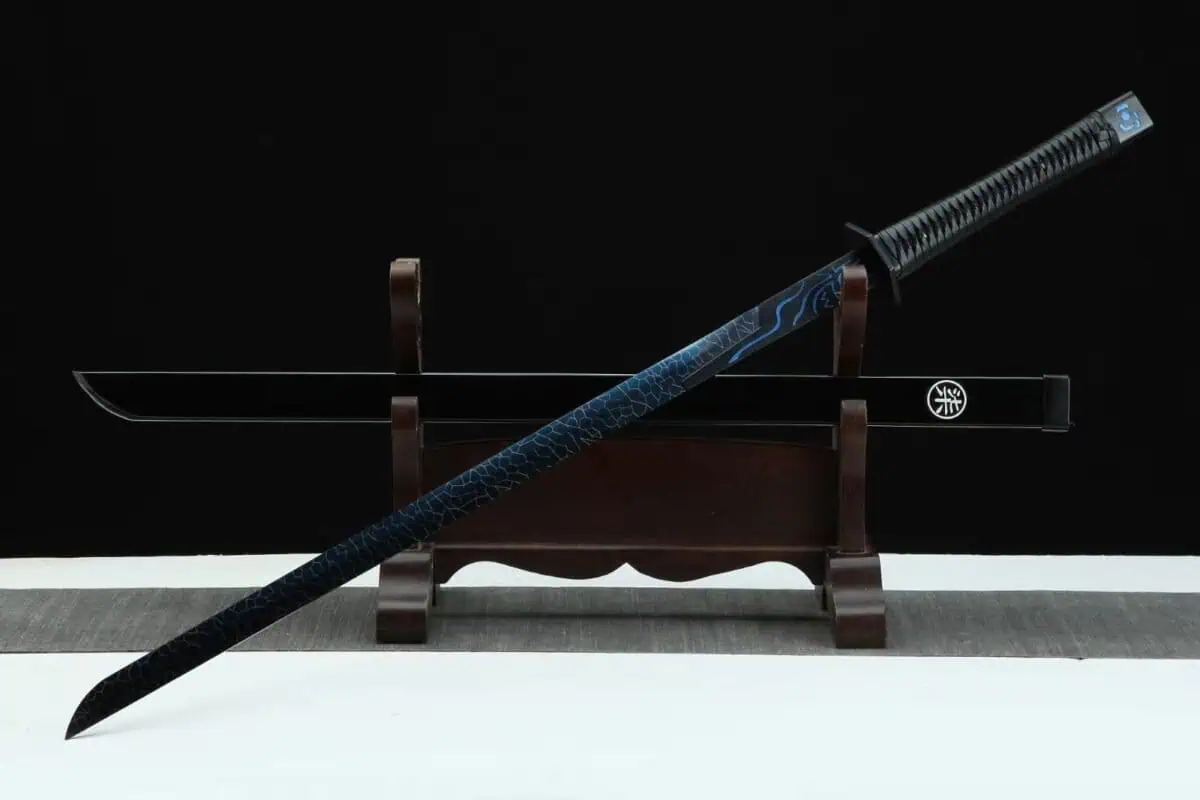 Chokutō Noir et bleu