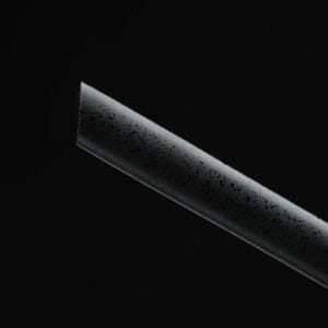 Espada de hoja recta negra