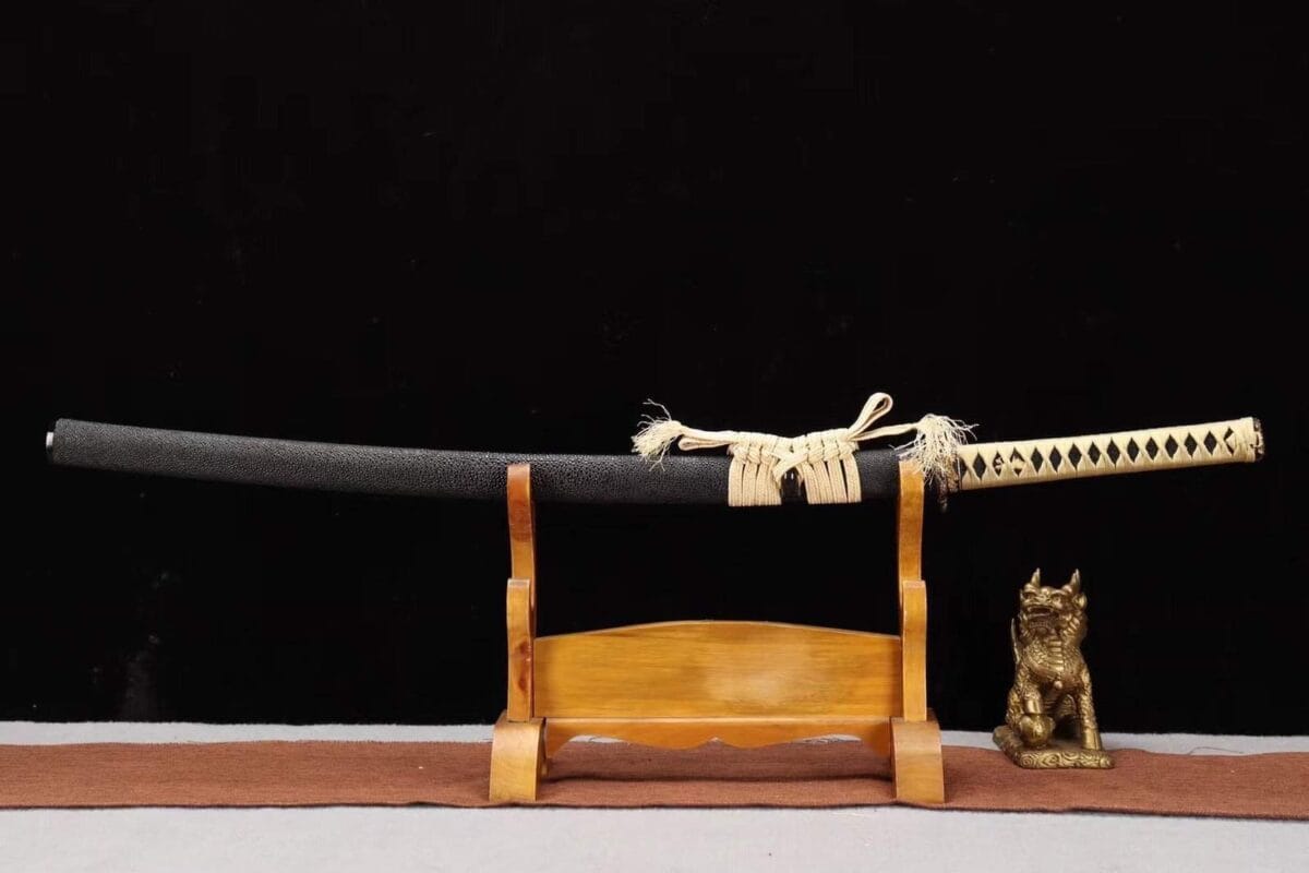Katana Japonesa Beige y Negra
