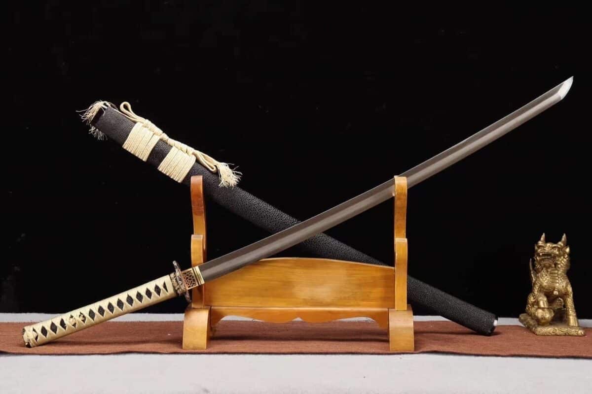 Katana Japonesa Beige y Negra