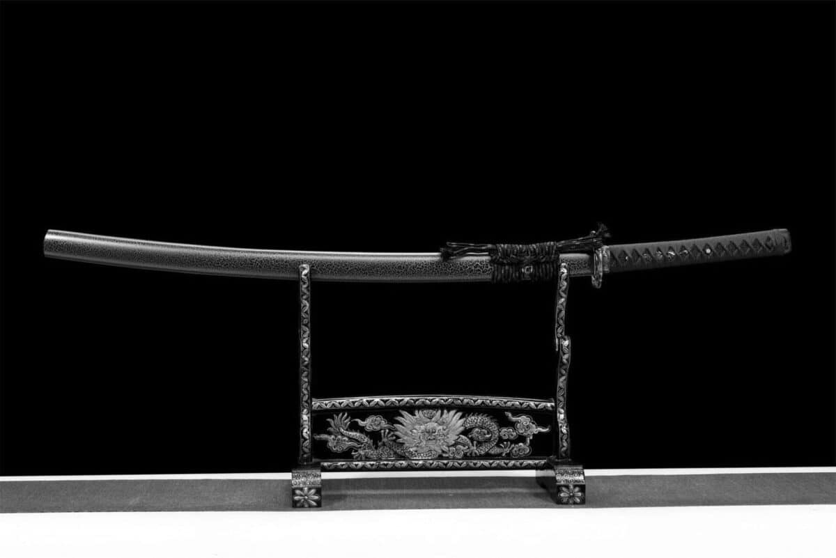 Katana Dragón, Hoja Dorada