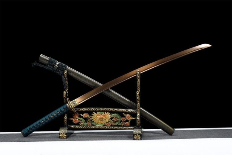Katana Dragón, Hoja Dorada