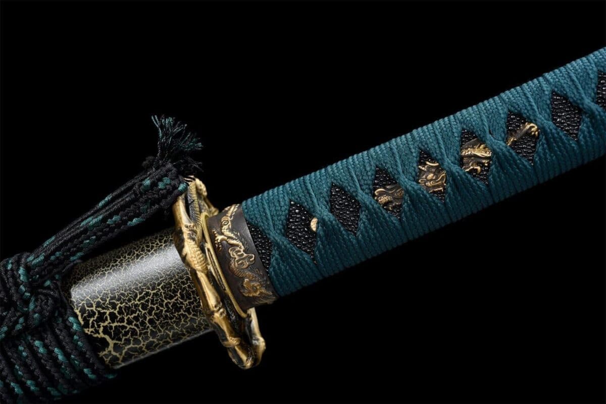 Katana Dragón, Hoja Dorada