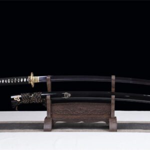 Katana con hoja morada