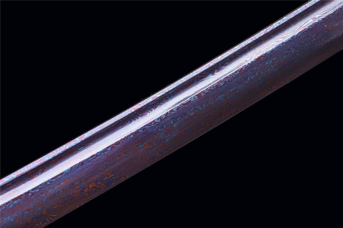 Katana con hoja morada