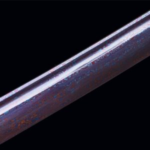 Katana con hoja morada