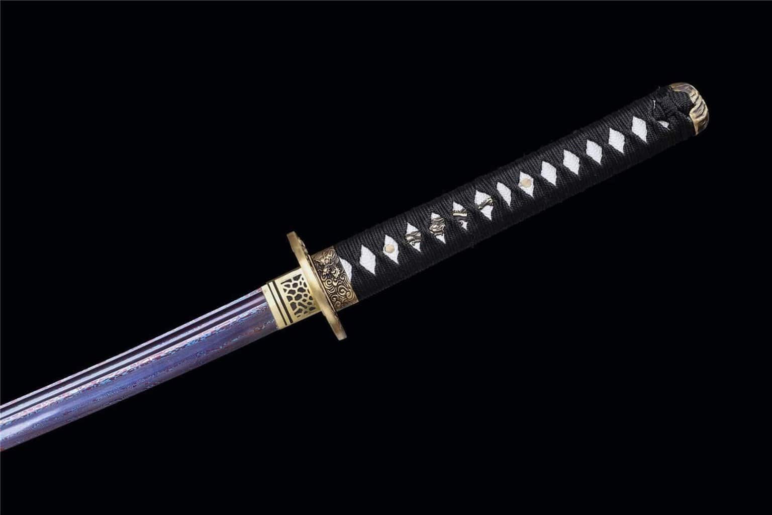 Katana con hoja morada