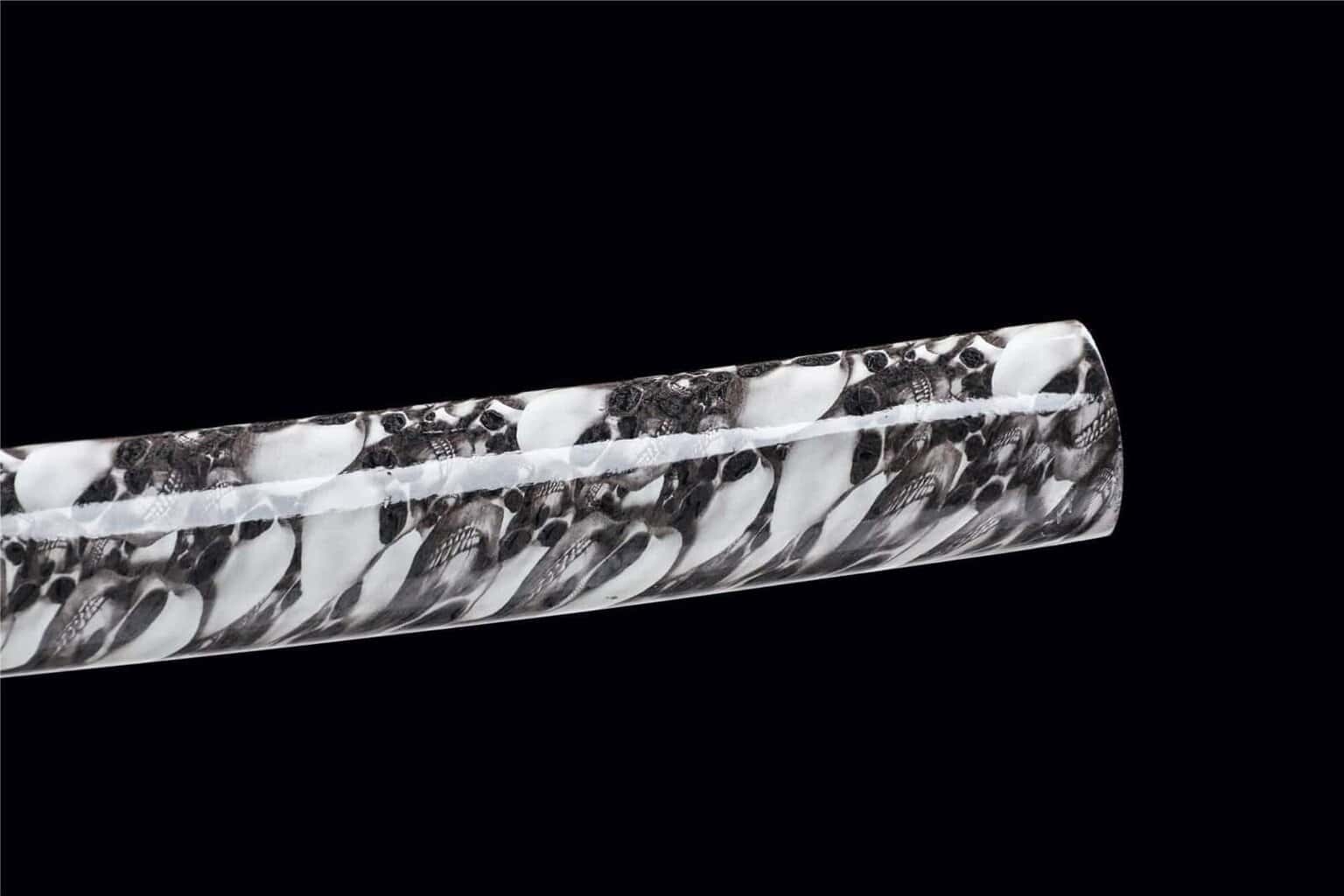 Katana Negra Funda Blanca