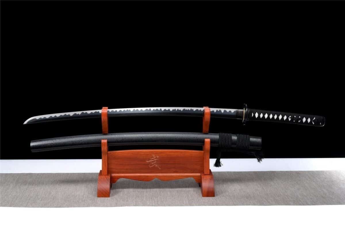Katana Negra Hoja Blanca