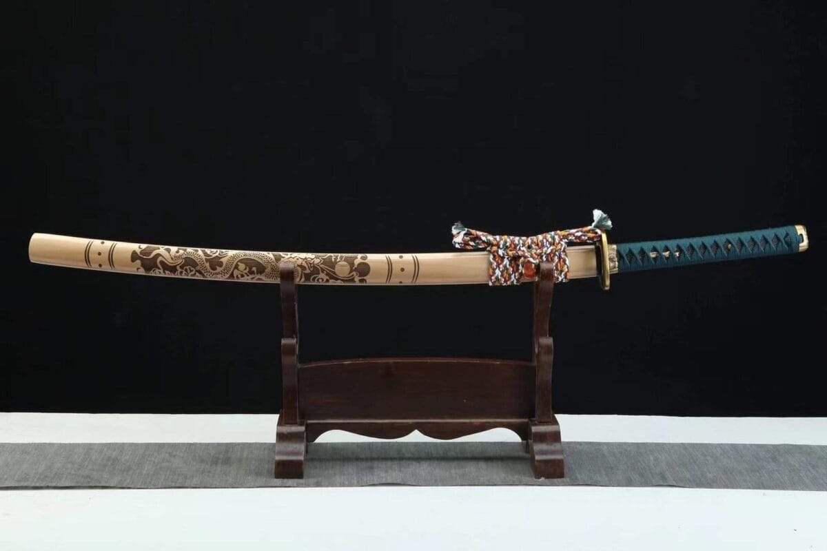 Katana Sable Verde, Hoja Afilada, Forjada a Mano
