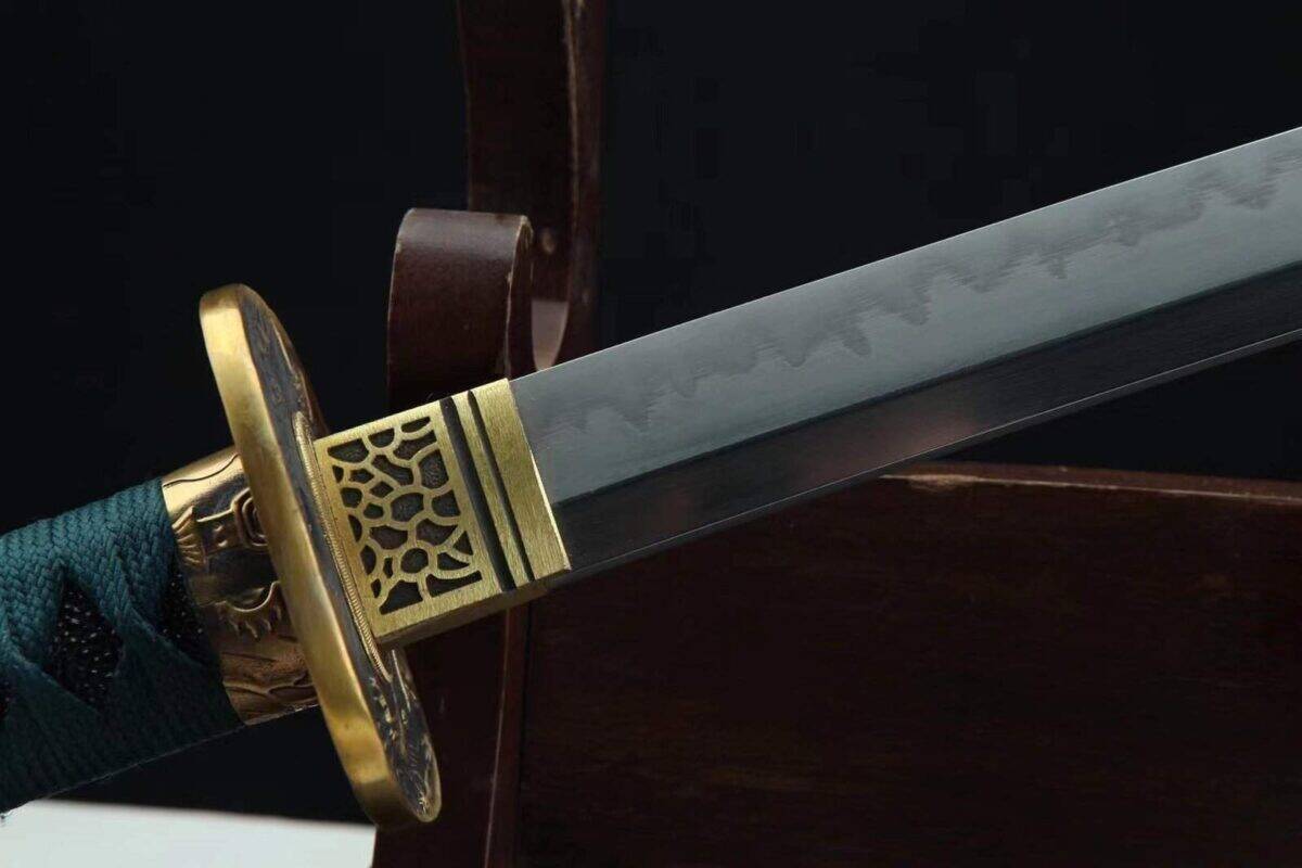 Katana Sable Verde, Hoja Afilada, Forjada a Mano