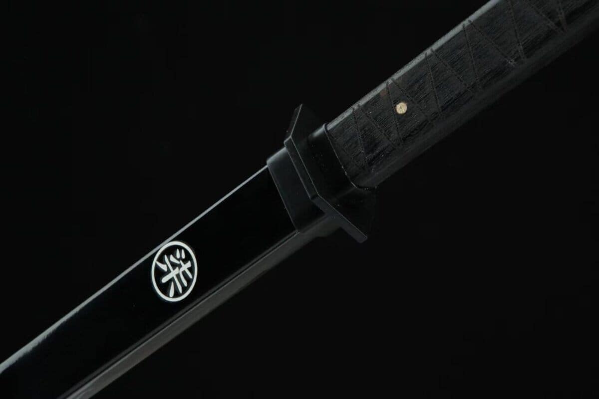 Ninjato Negro Eléctrico