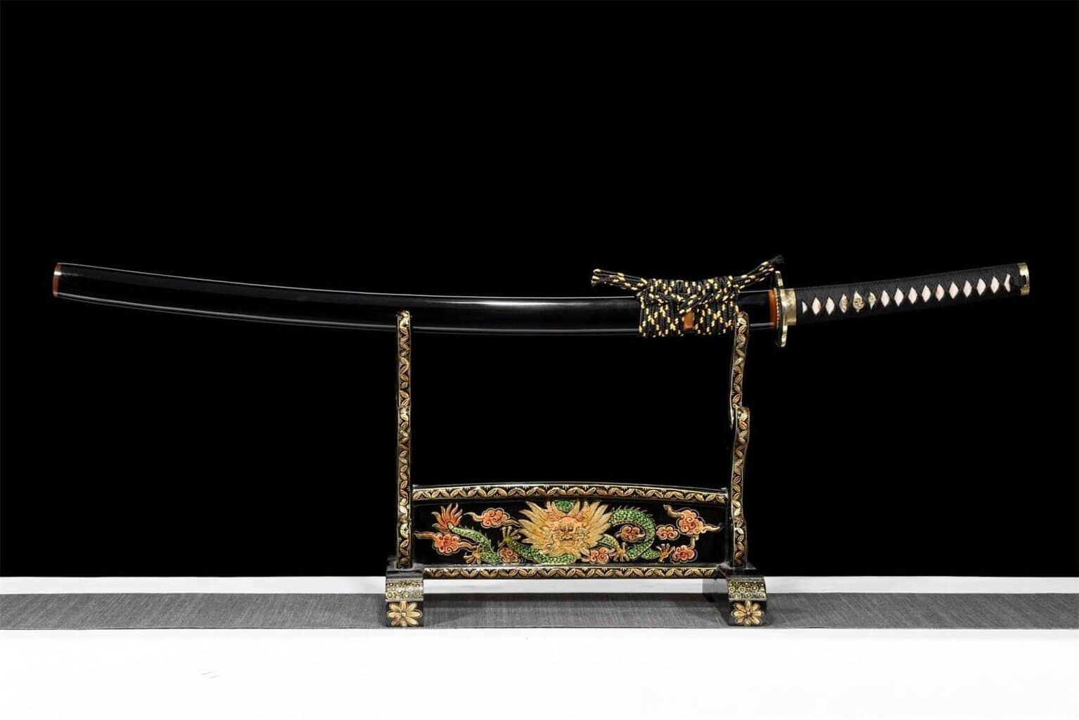 Espada Japonesa Blanca y Negra, Acero T10