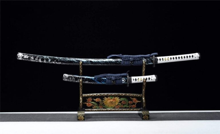 Espada Jin Sakai