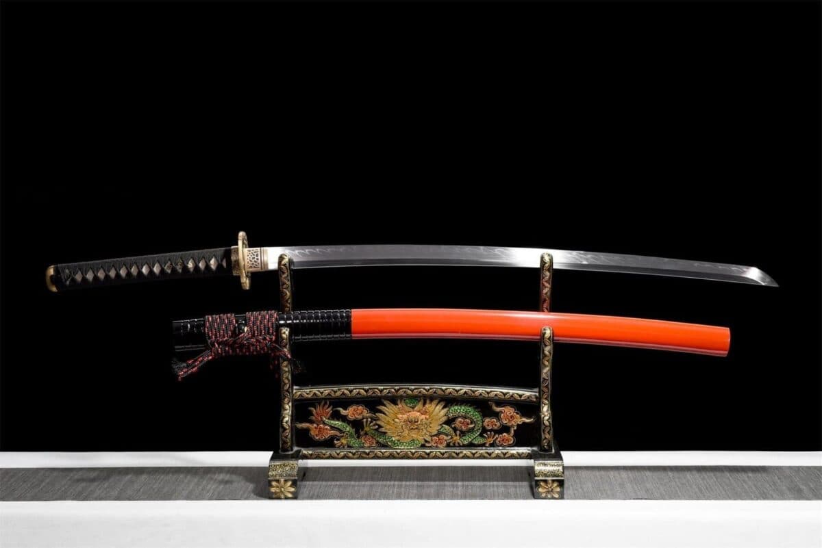 Sable negro y rojo