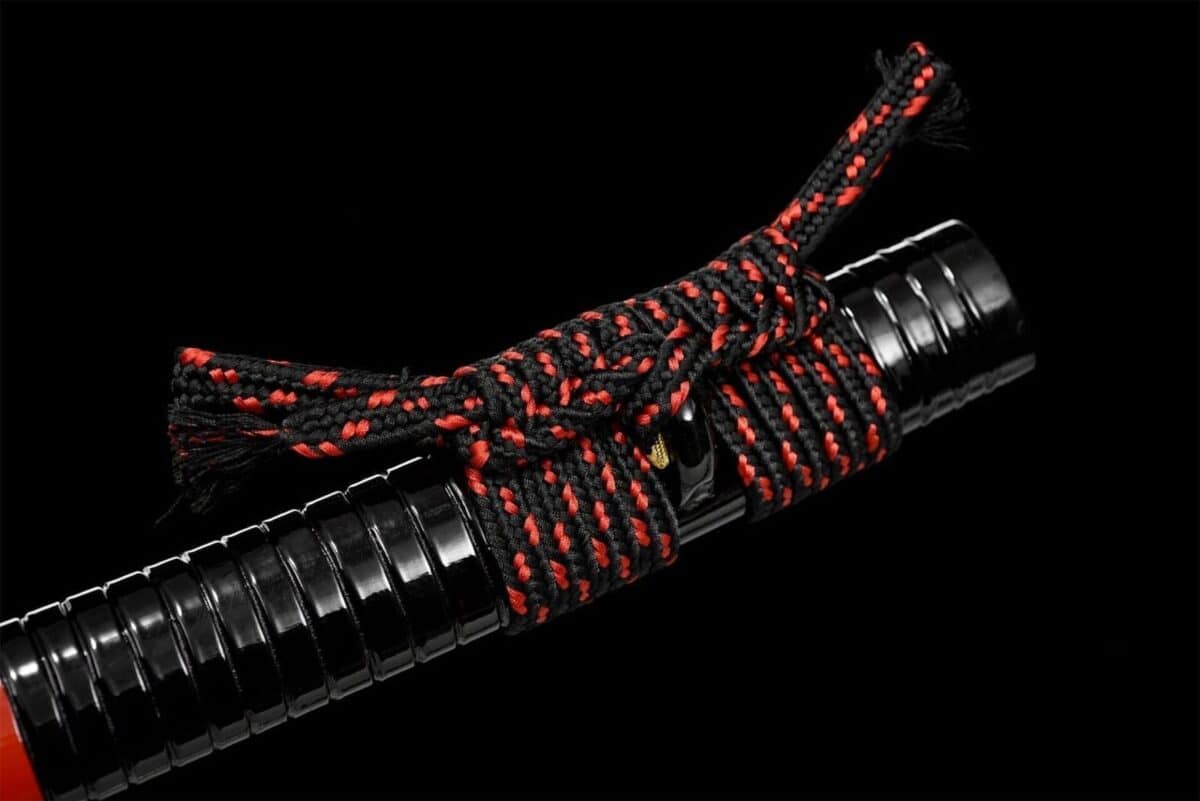 Sable negro y rojo