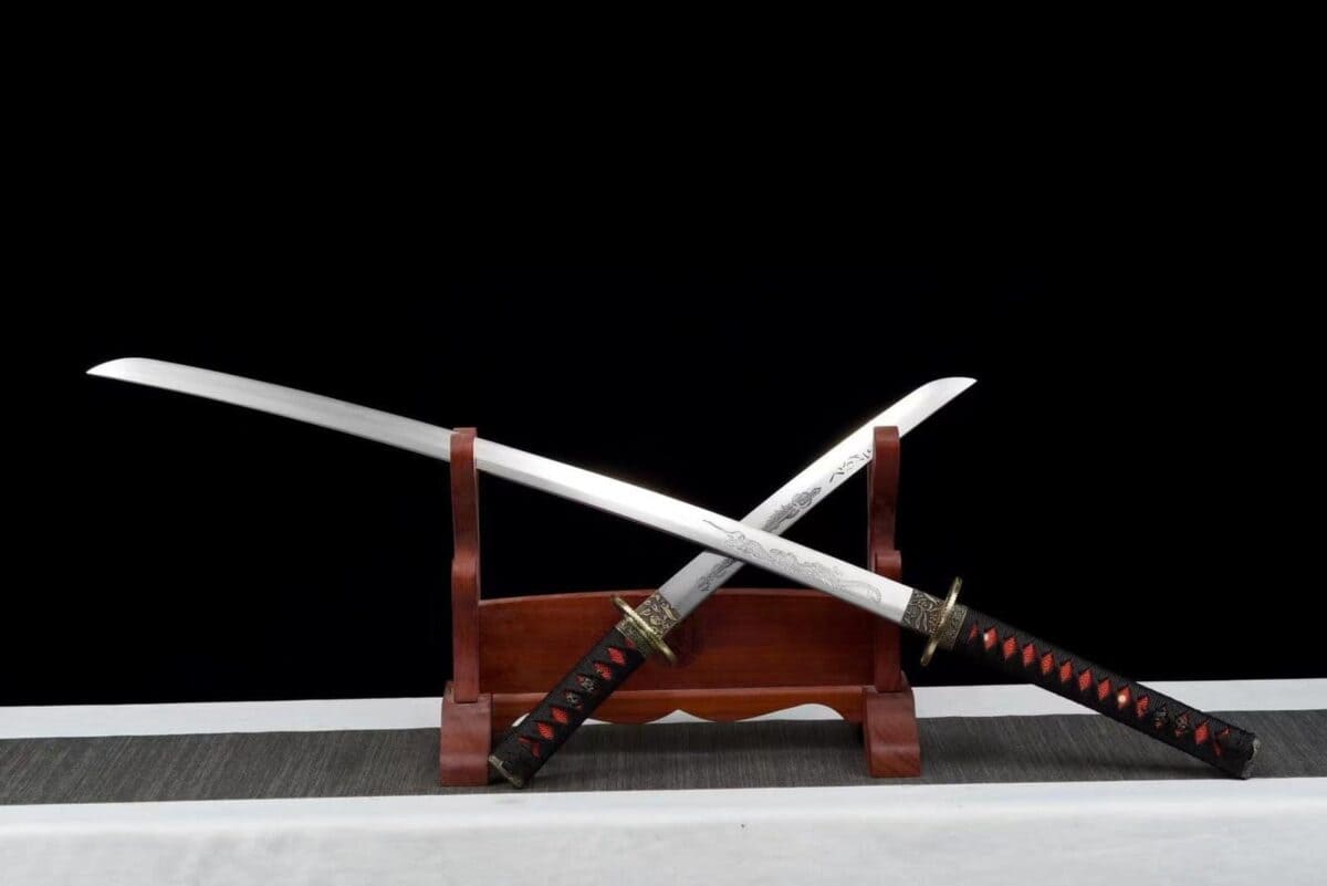 Tanto Rojo Y Wakizashi