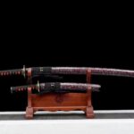 Tanto Rojo Y Wakizashi